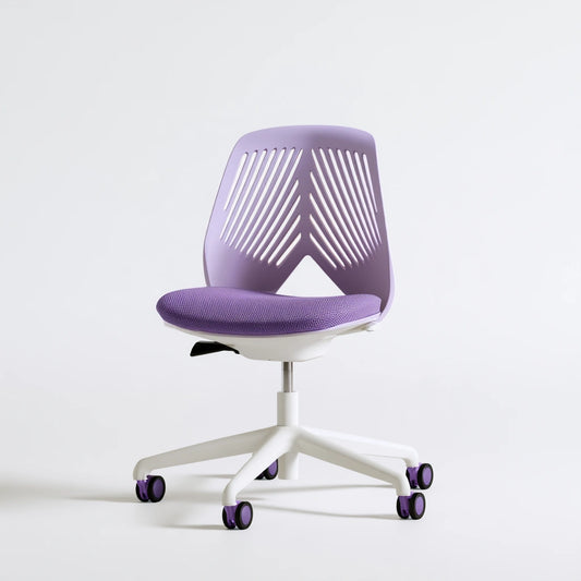Poltrona ergonomica da ufficio dalle linee essenziali, colore viola e bianco